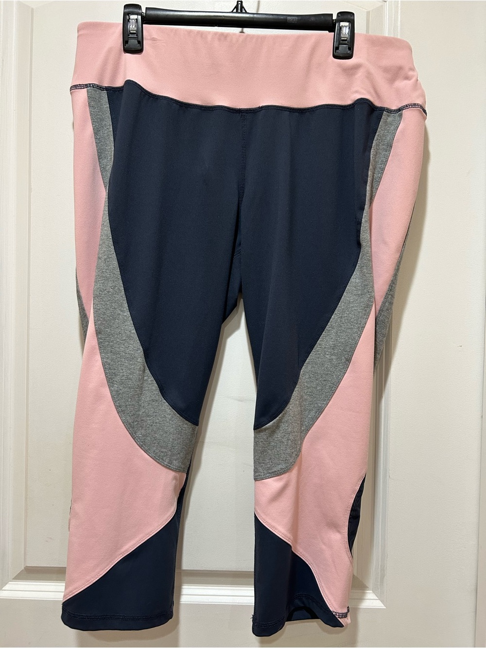 Livi Active Pink, Navy & Gray Colorblock Capri Leggings